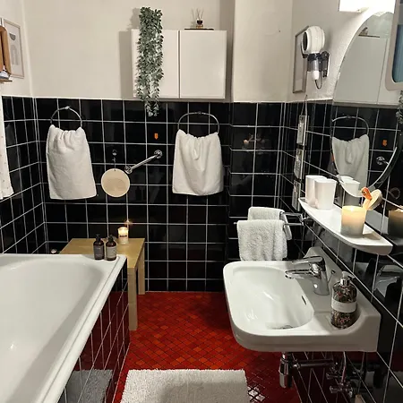 Zimmer, A3 Apartment *